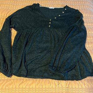 Size large boutique top